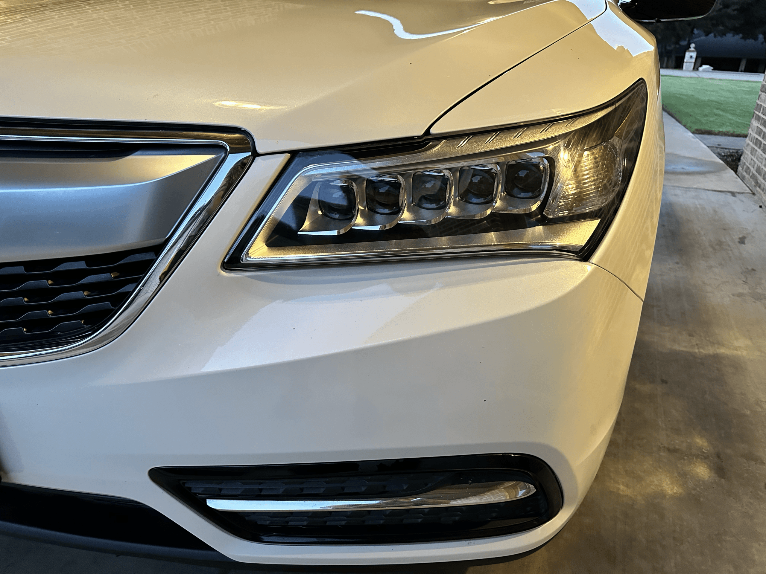 foggy headlight restoration Allen TX removing oxidation and yellow haze in McKinney Frisco Plano with professional headlight polishing service